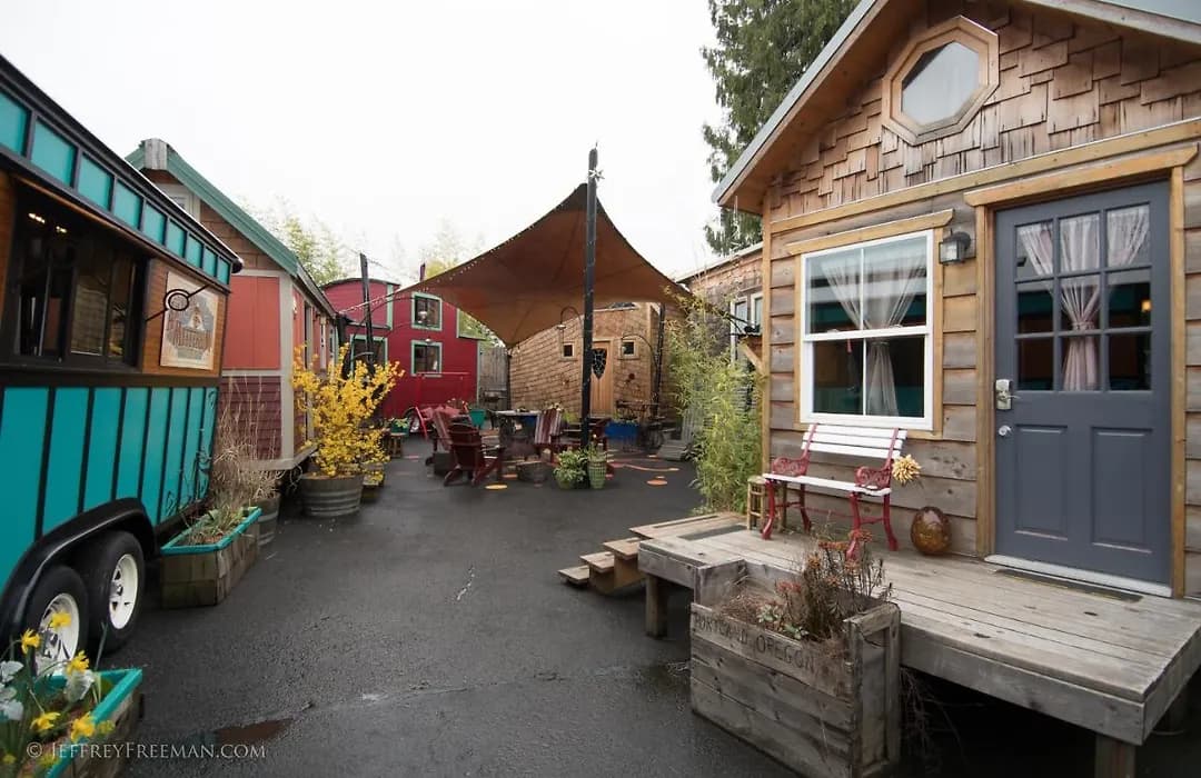 Caravan - The Tiny House Hotel