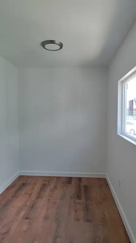 40ft Shipping Container Home, 320 sq ft, 2 bed, split duplex/affordable - Image 4