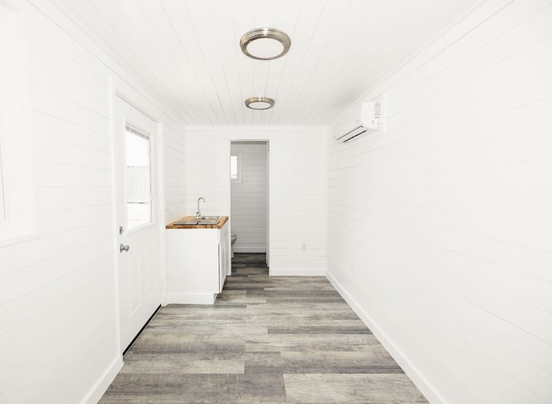20 ft Shipping Container Home - The Clover - Image 3