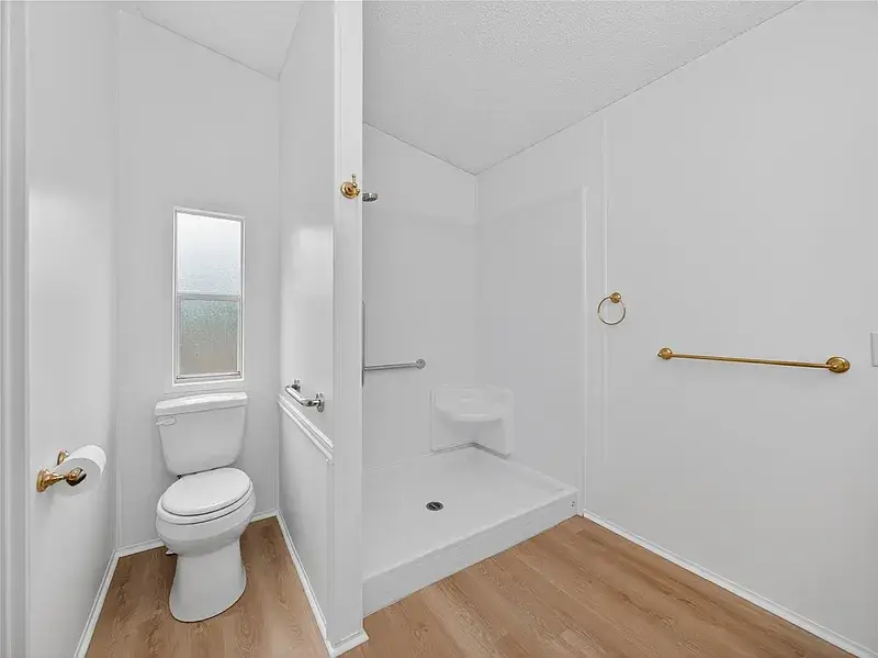 2846 Indian Trl, Kingsland, TX 78639 | 3 Bed, 2 Bath Manufactured Home in Royal Oaks Estates - Image 3