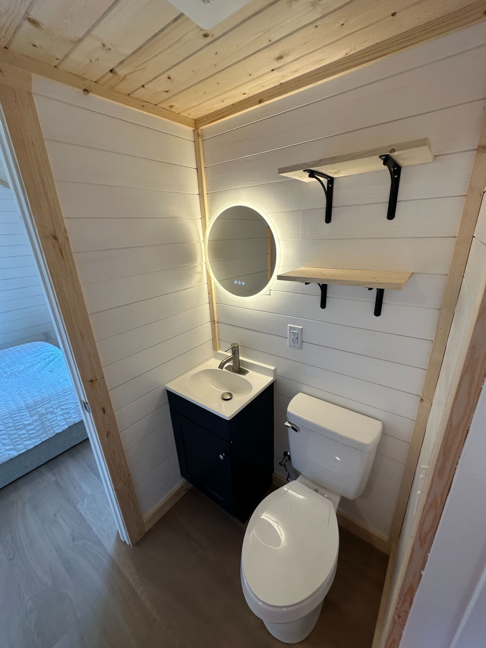 Brand New 40FT - 2 Bedroom Tiny Home on Wheels – RVIA Certified - Image 5