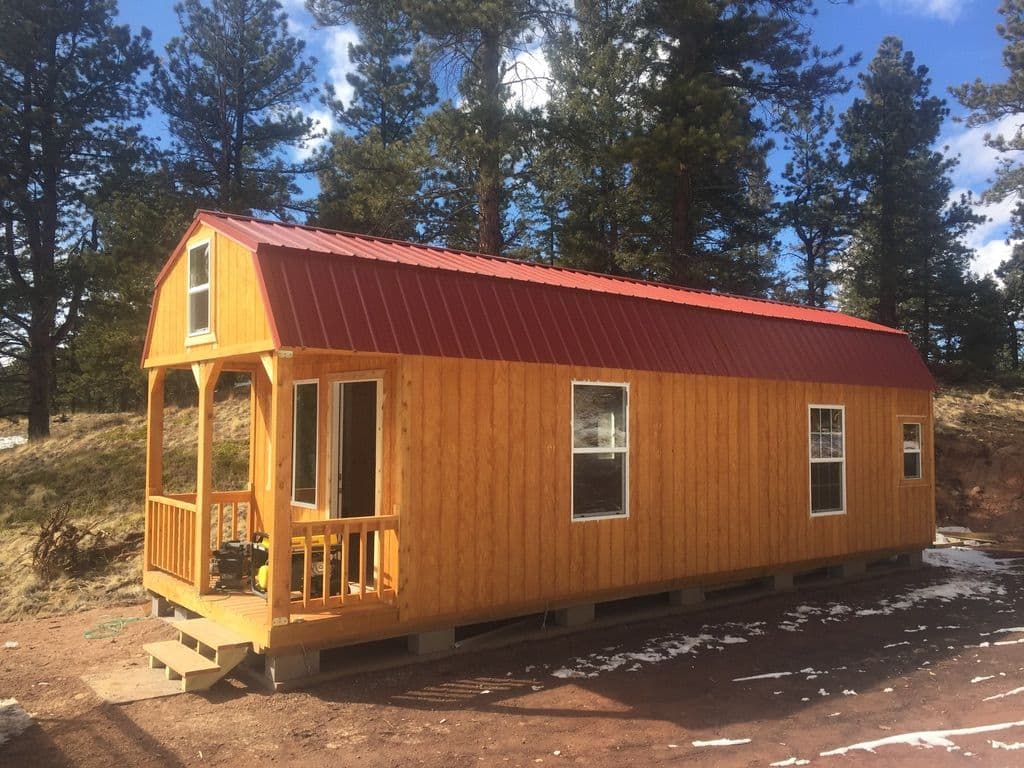 Custom 550 Sq Ft Off-Grid Modern Mountain Retreat