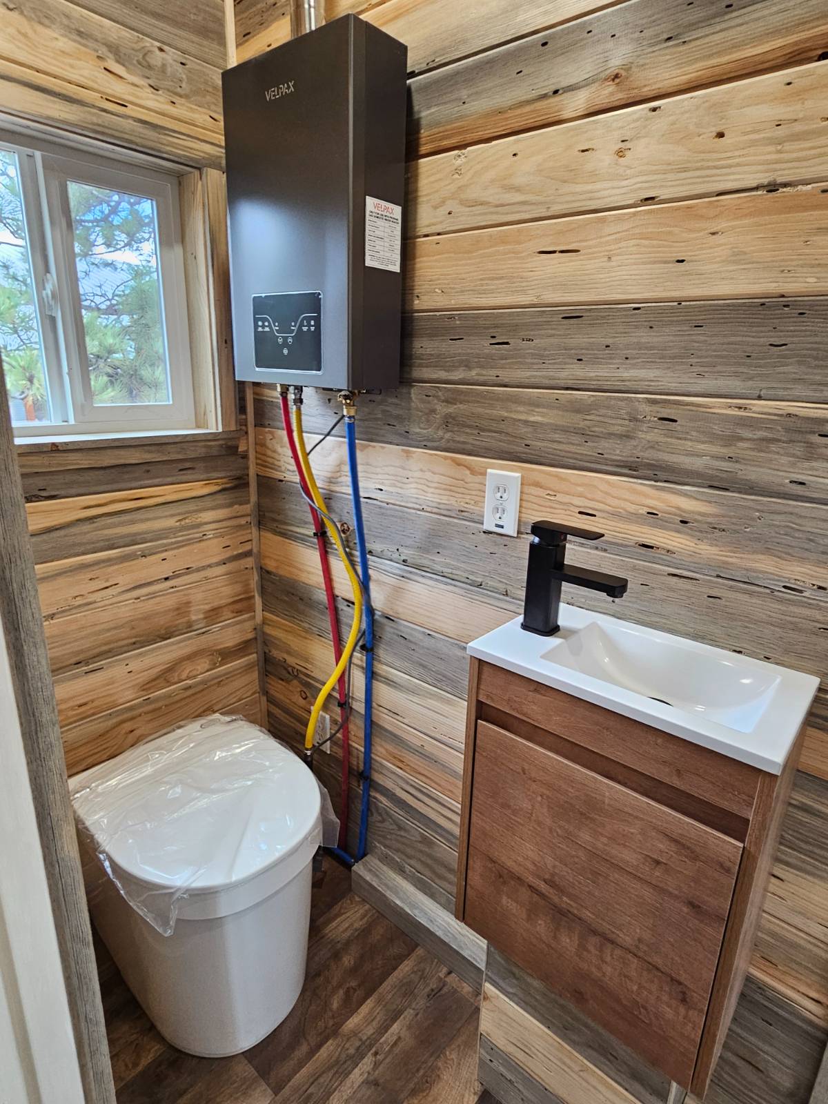 Off Grid 22' Bunkhouse Tiny Home by Simple Tiny Homes - Image 5