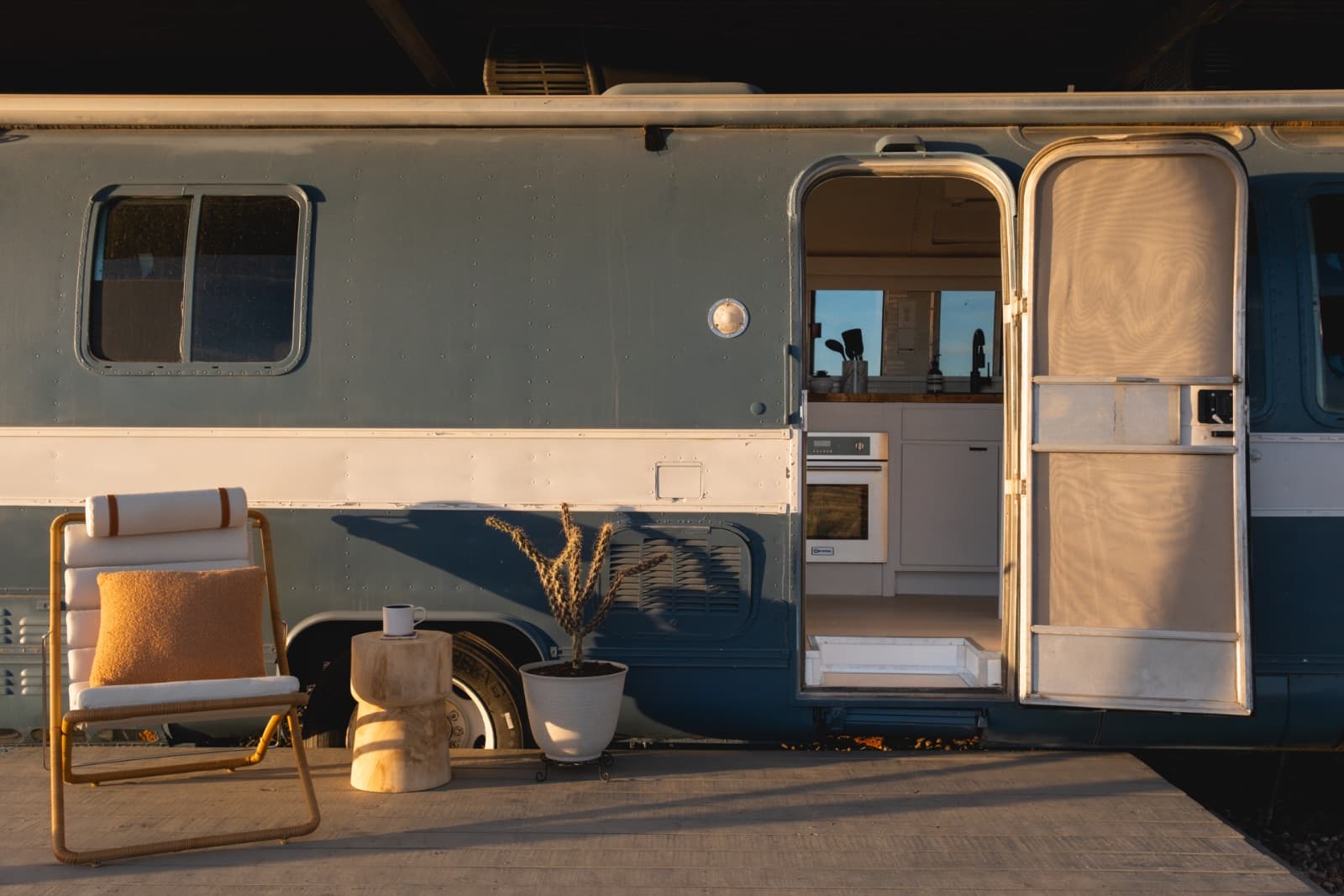 1977 Airstream Argosy – Fully Remodeled Vintage Tiny Home / Airbnb / Guesthouse - Image 3