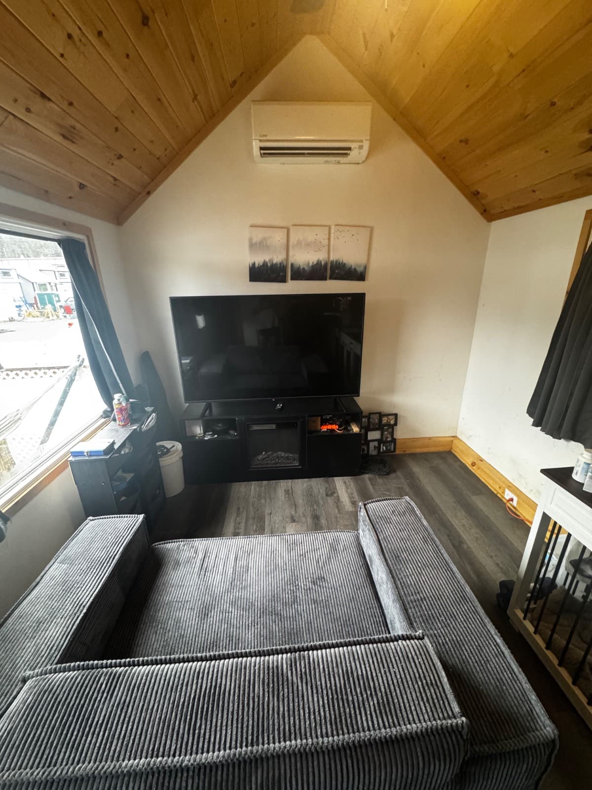 Beautiful 10x20 Tiny Home with Loft, Deck & Storage — Move-In Ready - Image 5