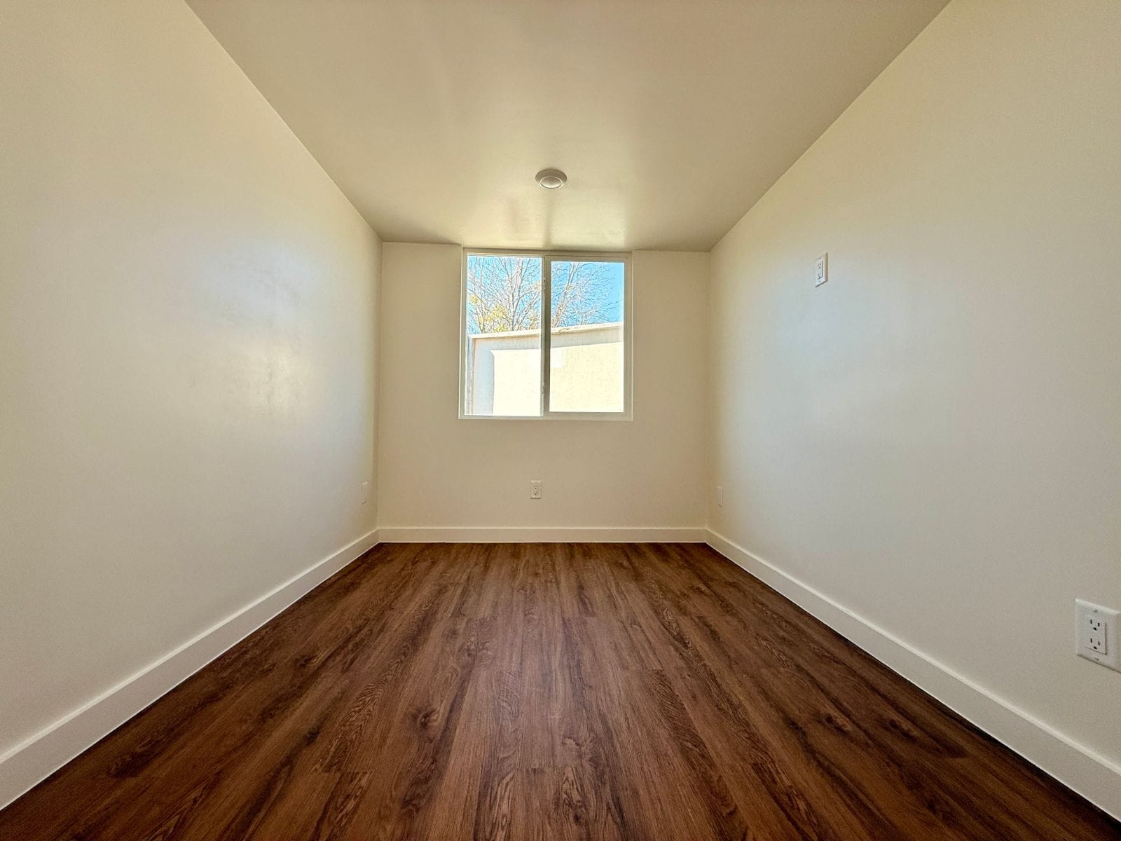 Strata Tiny Home ❤️ - Image 4