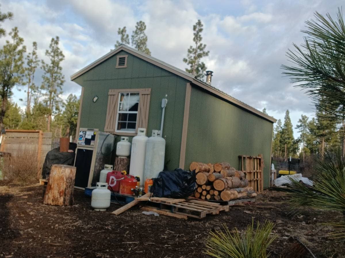 Beautiful Rustic 20' Skid Style Cabin - Image 4