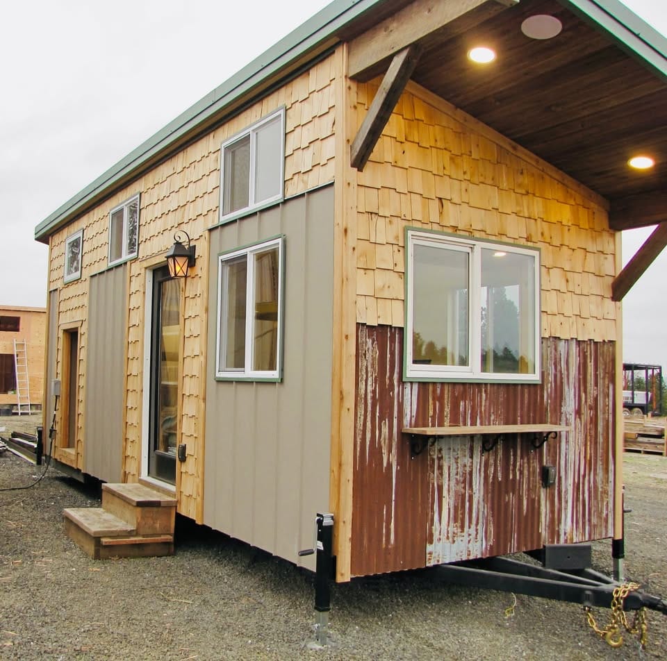 Beautiful Tiny House on Wheels – 2025 Custom Build, Financing Available, Free Delivery - Image 4