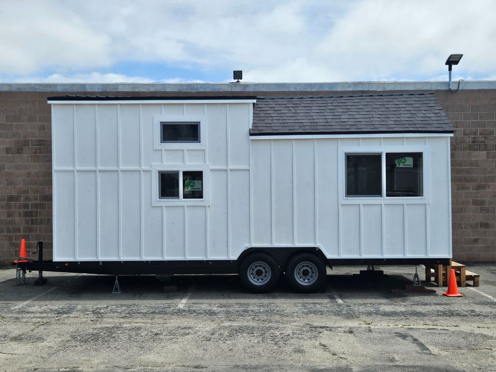 High End complete Tiny House for sale, 2 story - Image 5