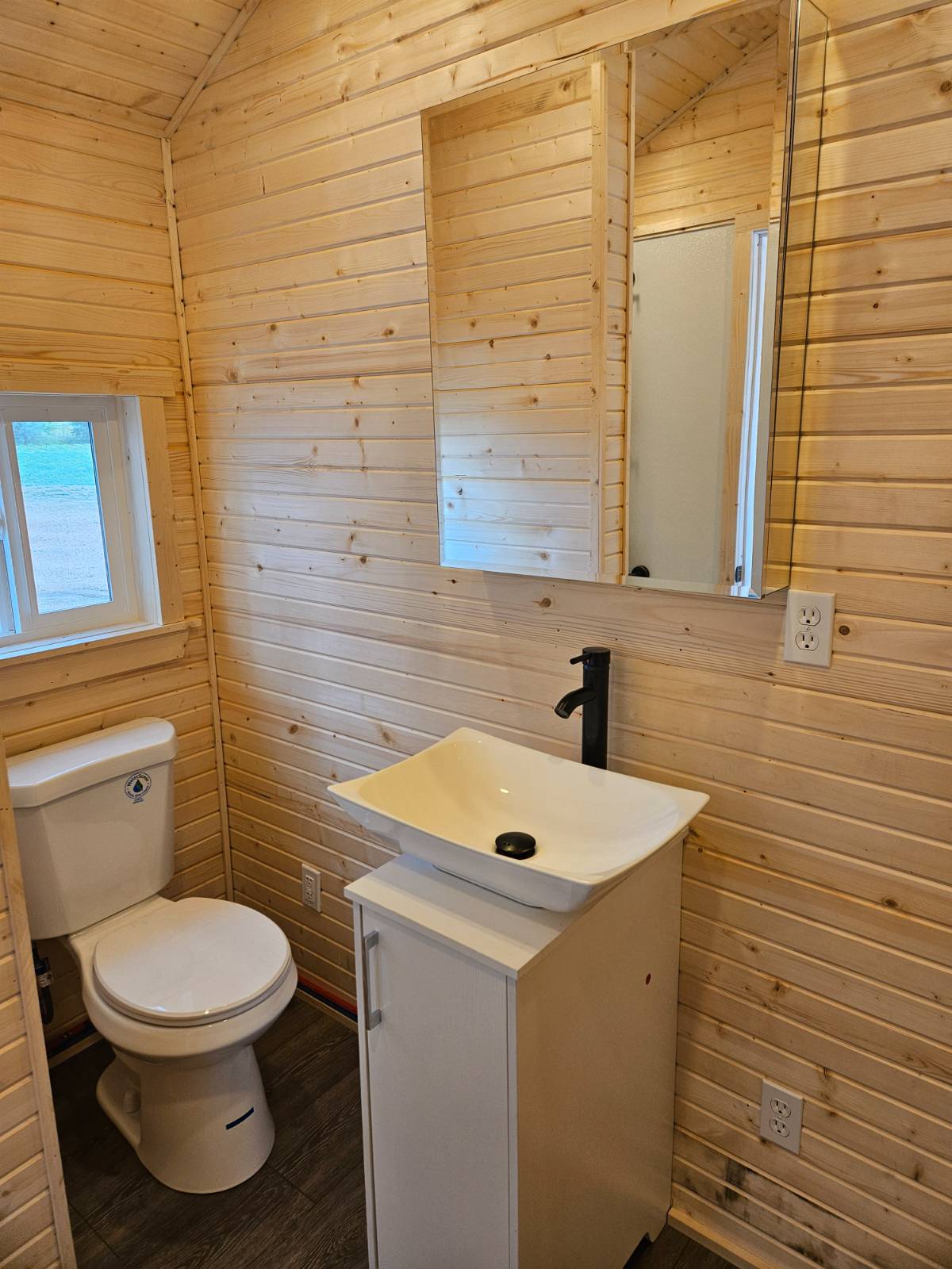 Cozy 22' Homestead Tiny Home by Simple Tiny Homes - Image 5