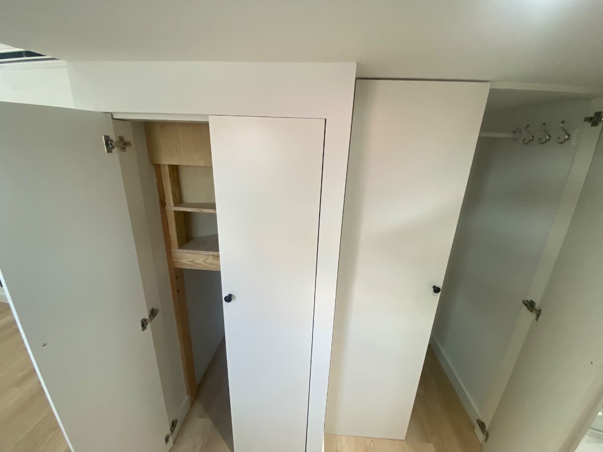 20 by 10 beautiful modern tiny home - Image 5