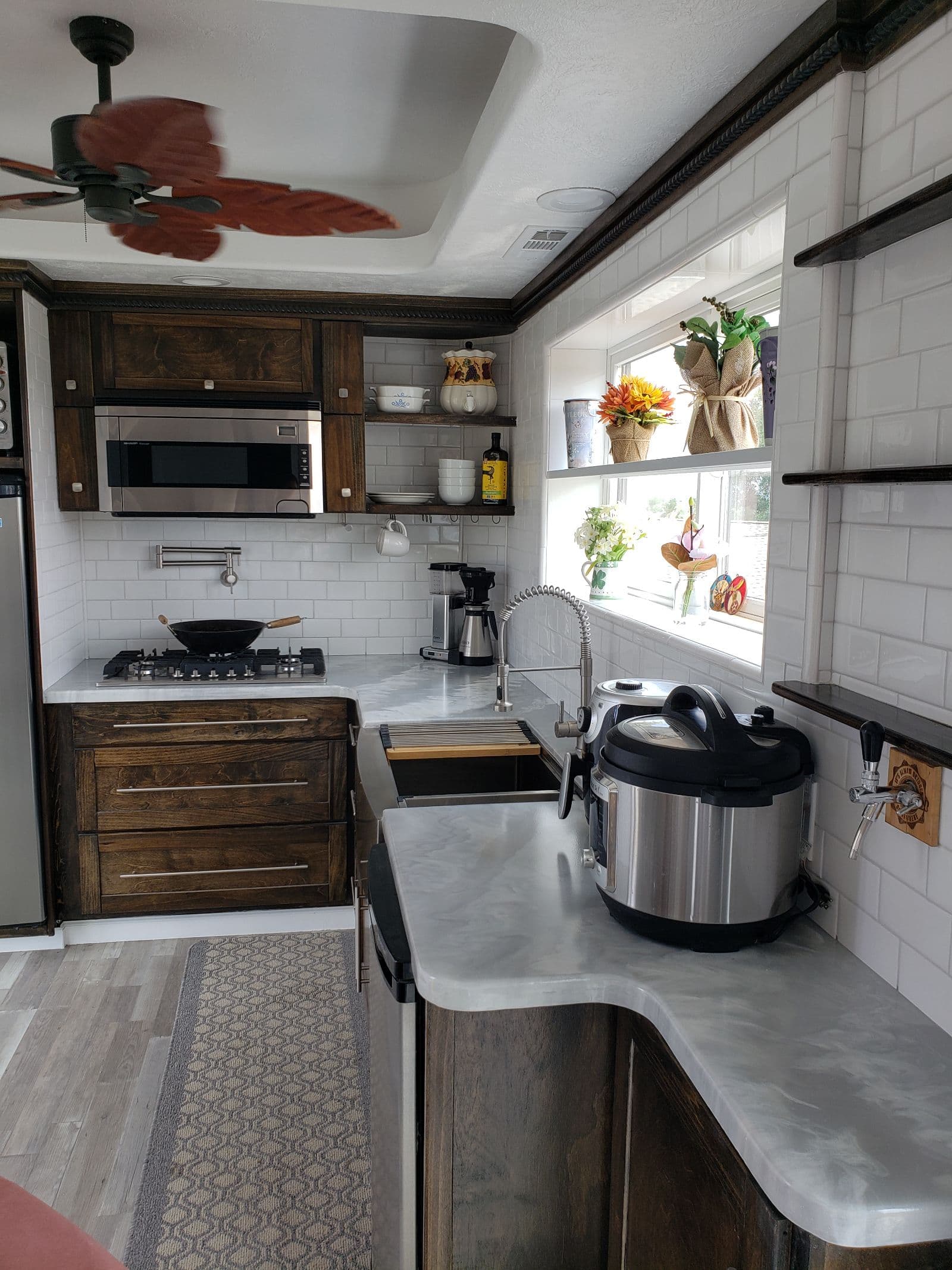 424 sq/ft 53 ft high cube refrigerator trailer conversion - Image 2