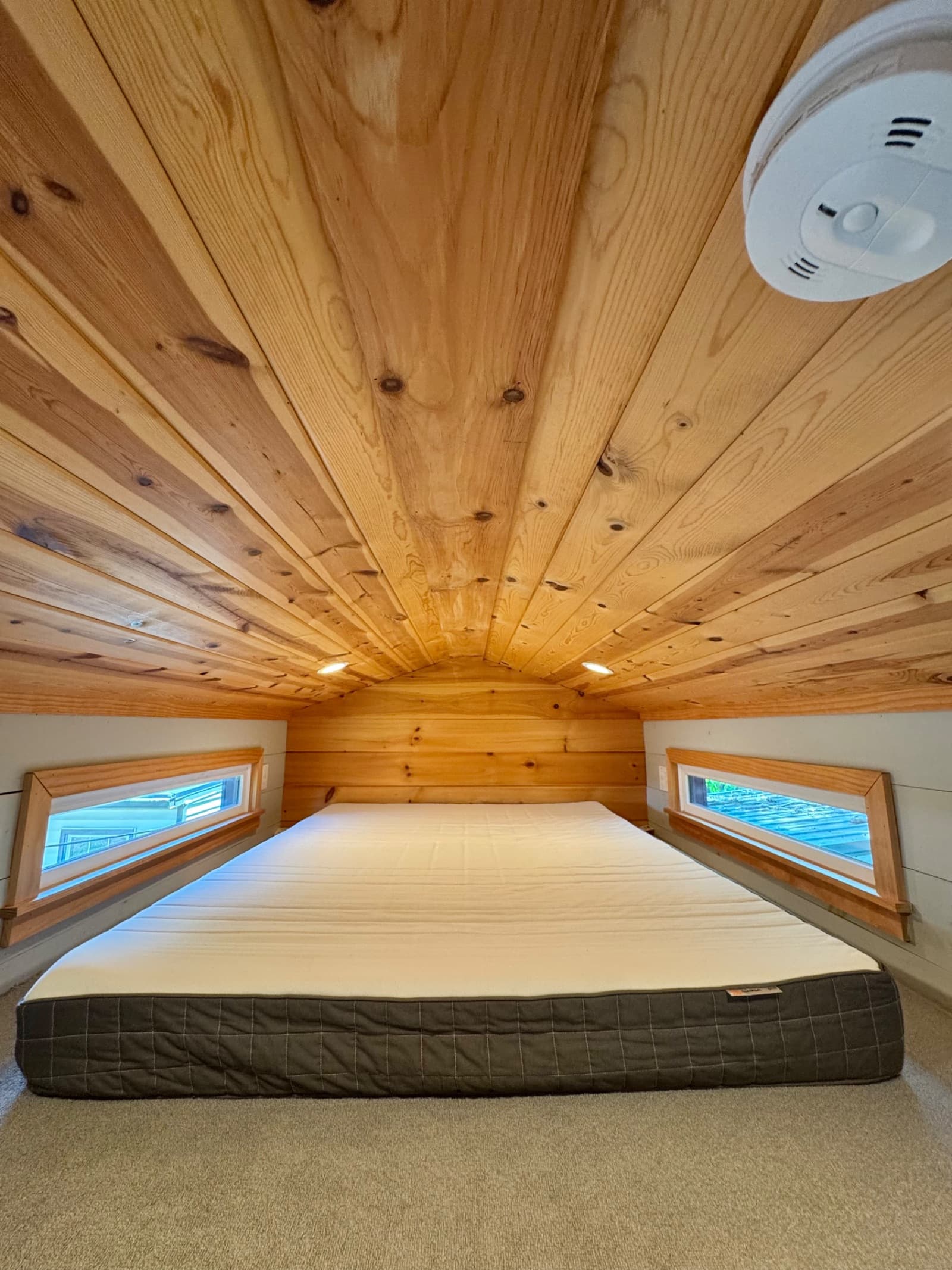 20ft Tiny House On Wheels - Image 4