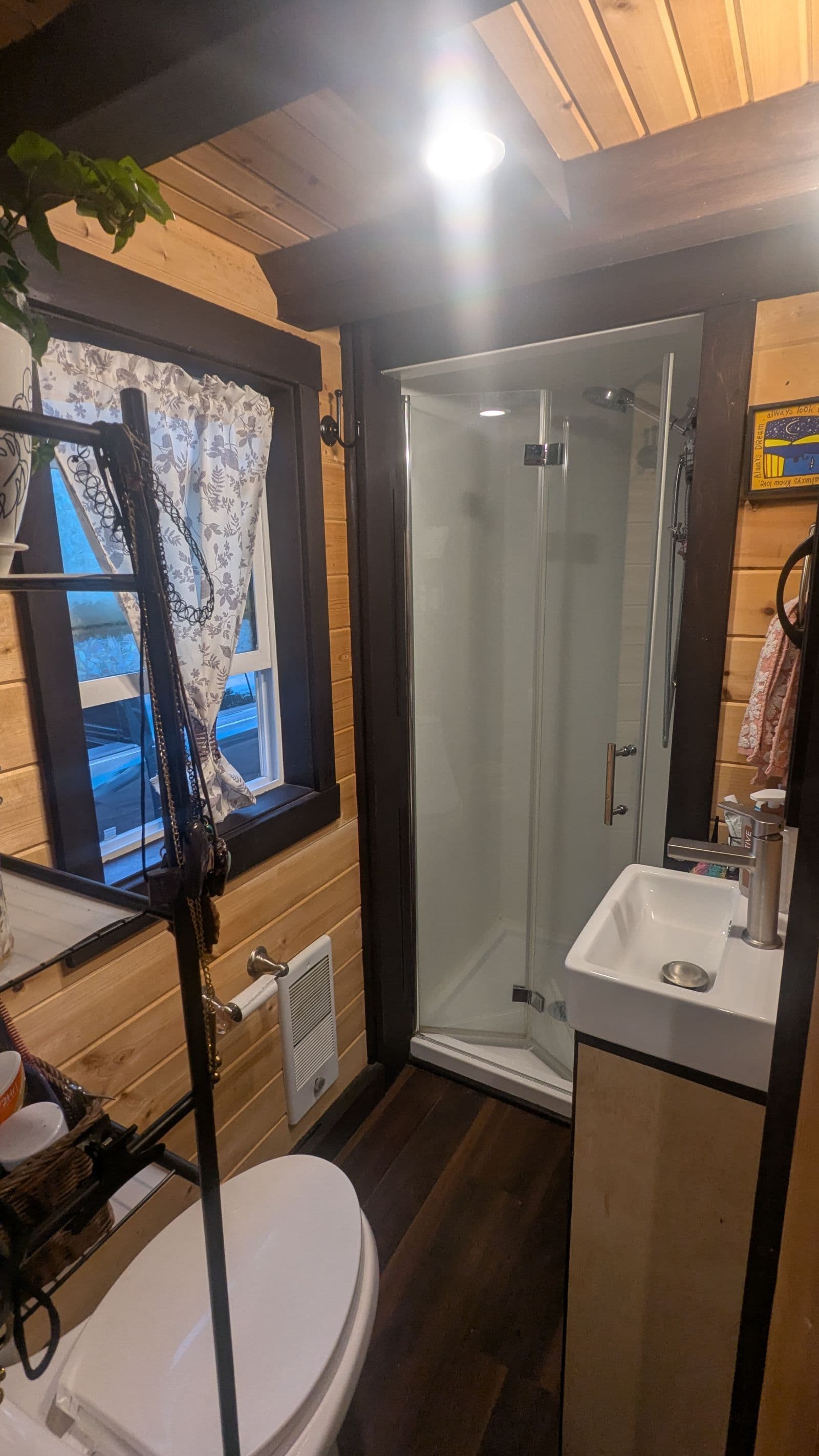 Exceptionally Crafted 30' Tumbleweed Roanoke Tiny House - Image 5