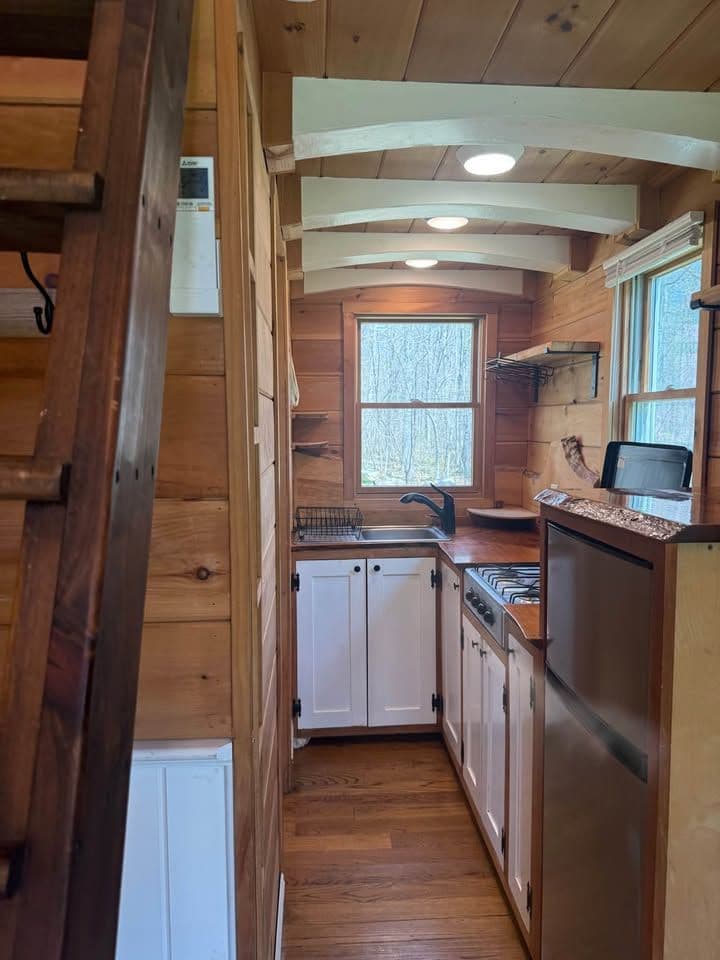 Cedar Tiny House on Wheels (23’) — Full-Time Living, RV Title - Image 5