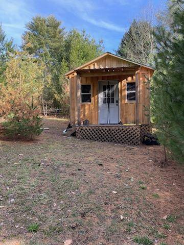 Serene acreage with Tiny Cabins - Image 3