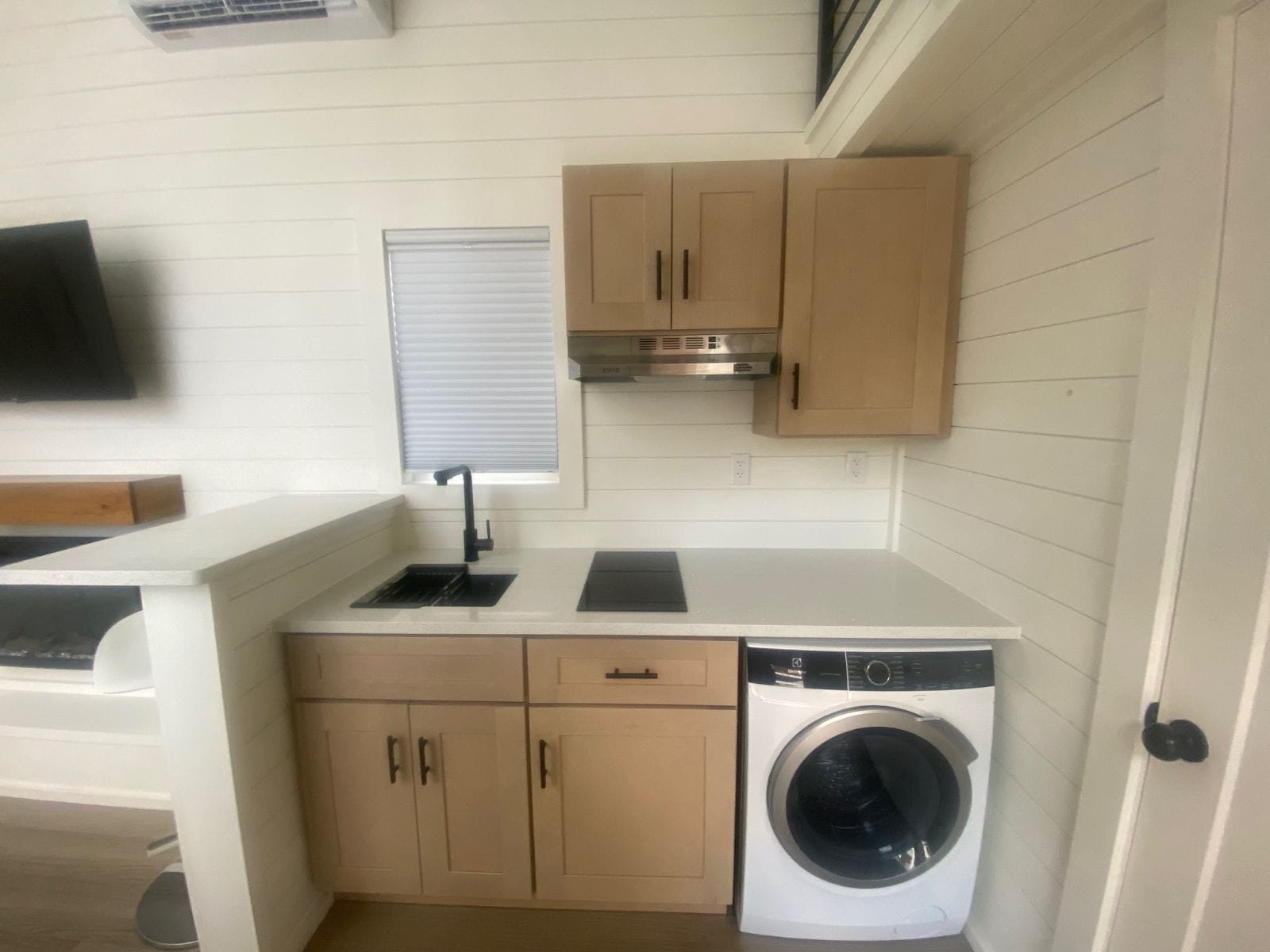 Lakeland Ridge - Bean Station TN; Lot and 2025 8.5 x 24 tiny home- coveted tiny home community - Image 3