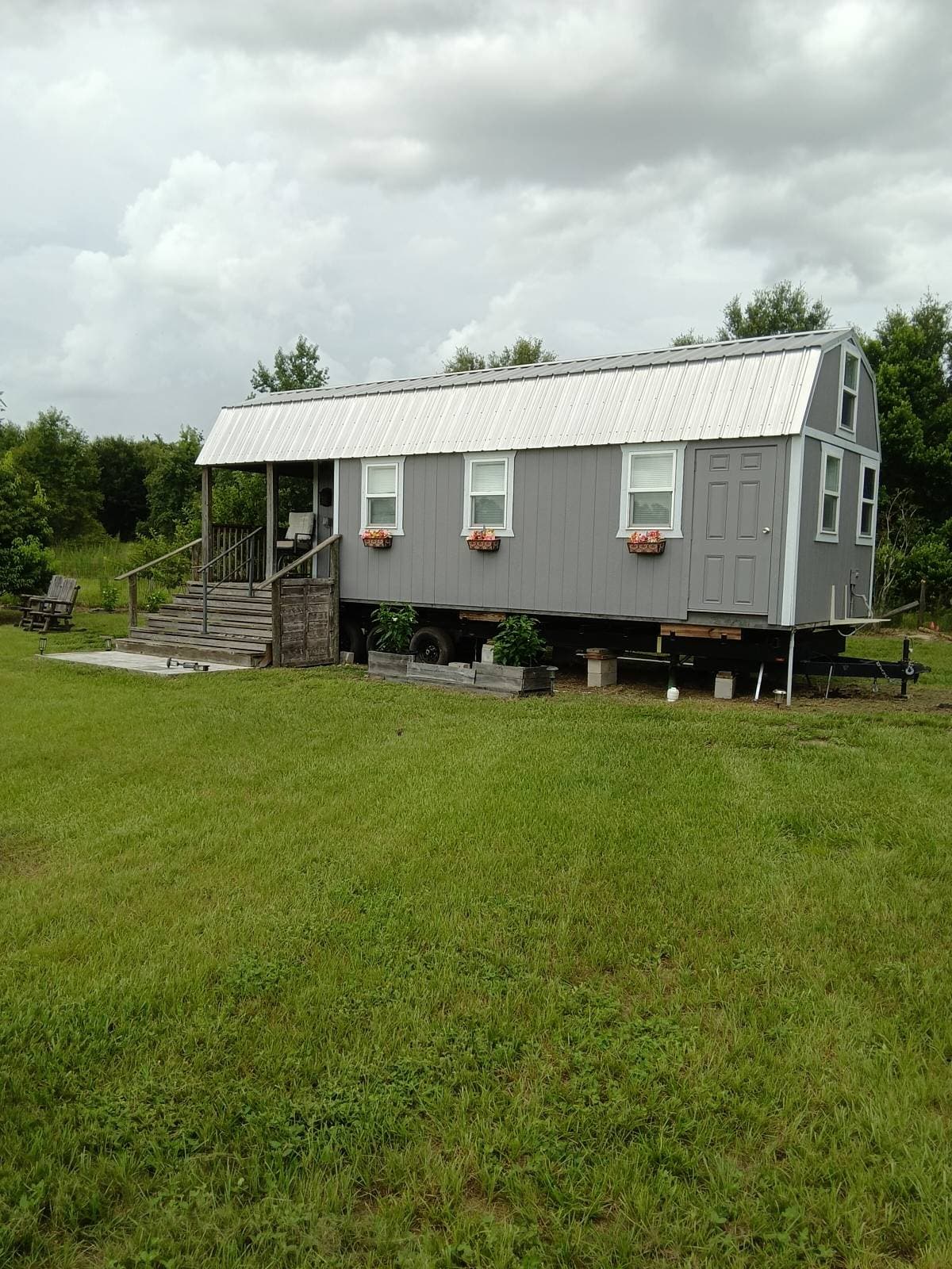 Luxury Custom Tiny Home On Wheels/ Fully furnished/ Move-in Ready/ 10'x34'