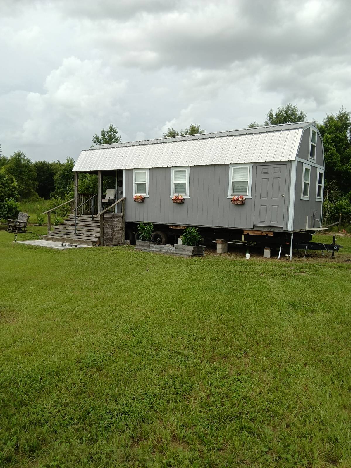 Luxury Custom Tiny Home On Wheels/ Fully furnished/ Move-in Ready/ 10'x34'