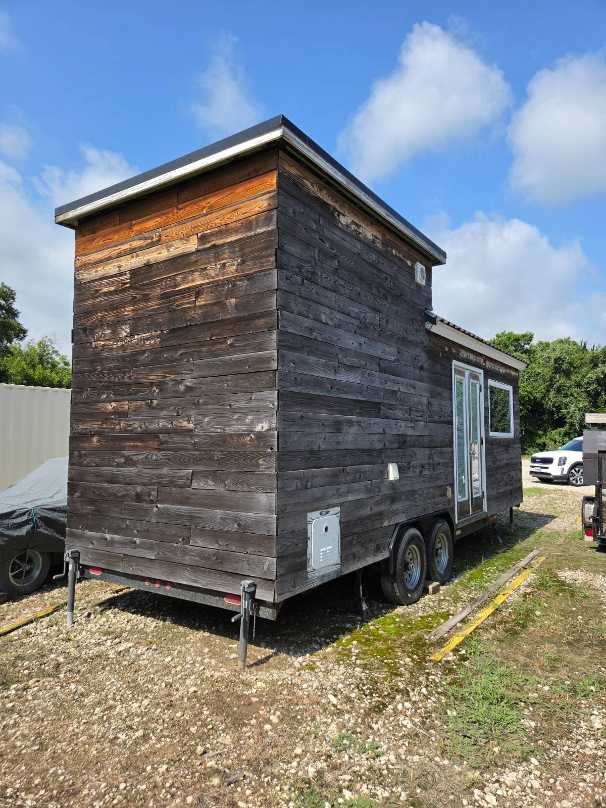 24 ft tiny house on wheels (steel frame) - Image 3