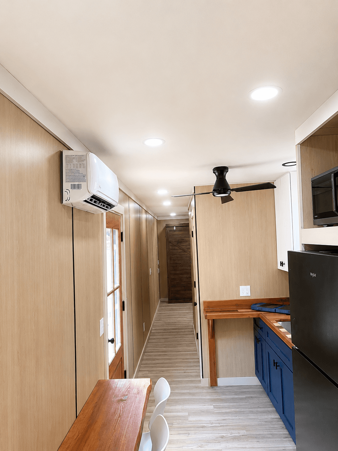 Beautiful container home - Image 3