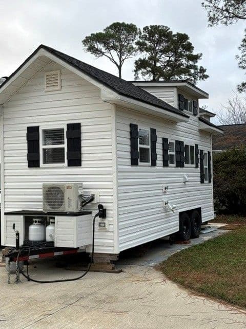 Luxury 22' Tiny House - Image 2
