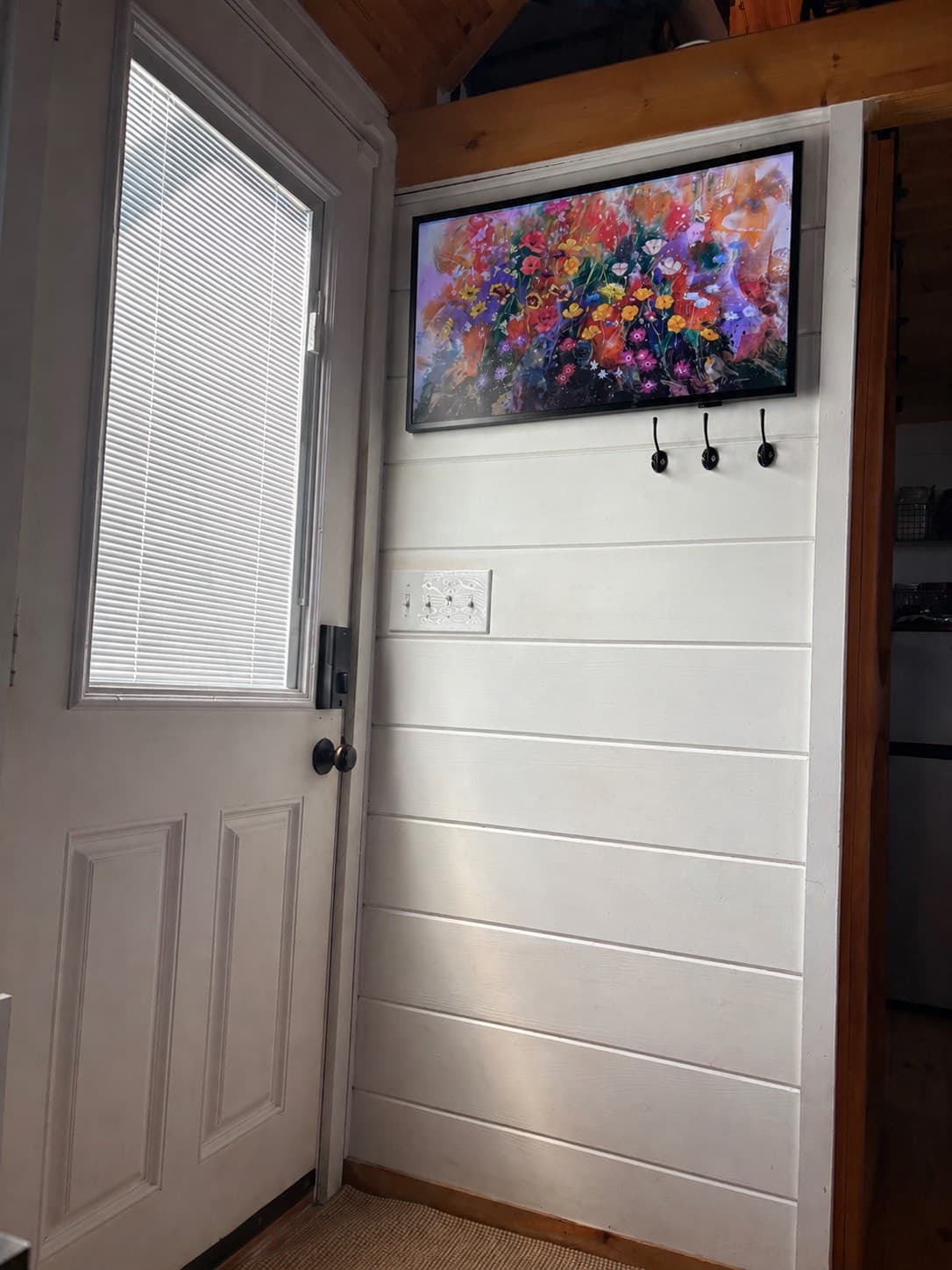 Tiny House on the Prairie - Image 4