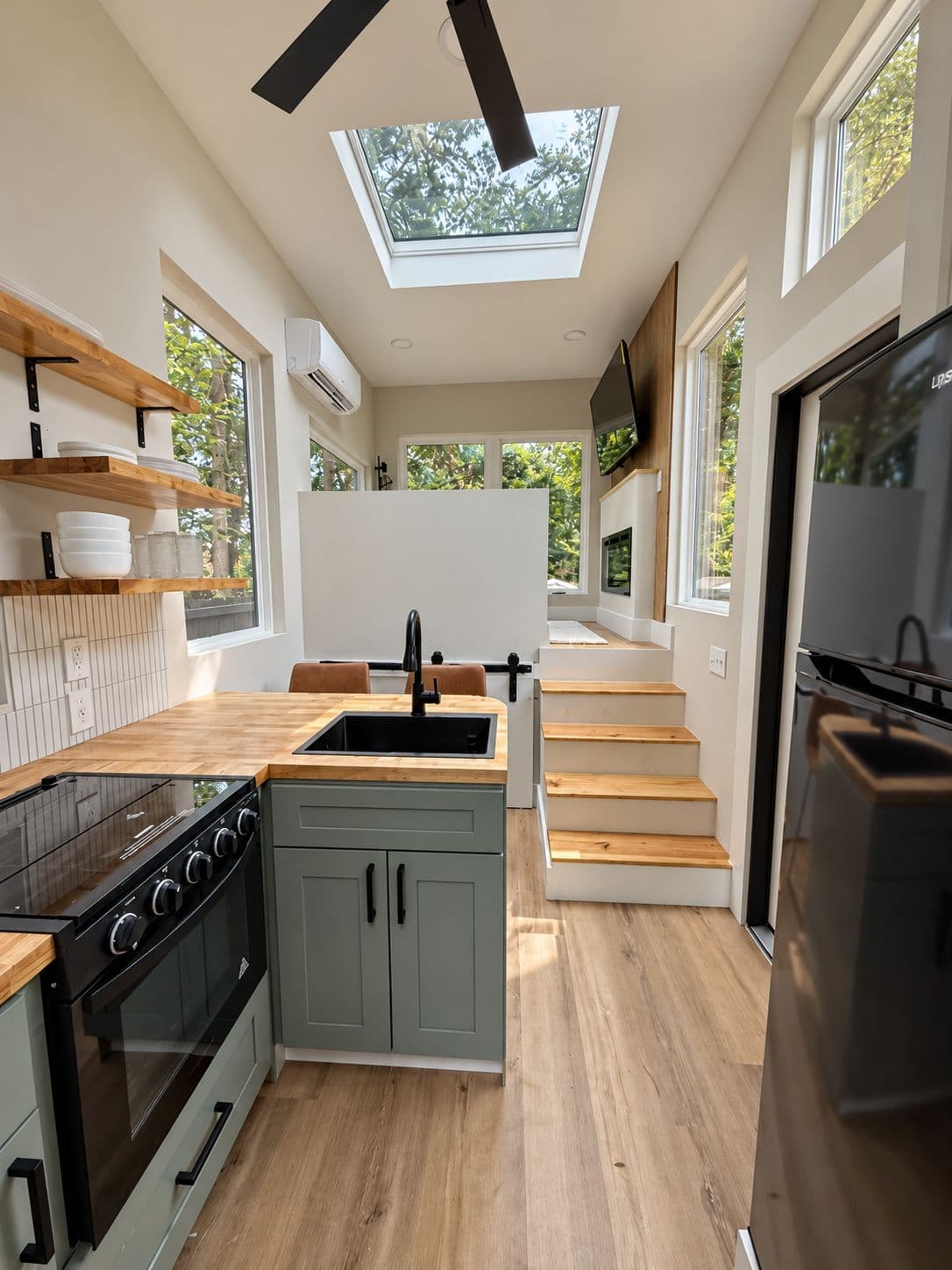 Brand New Furnished NOAH Build – Ready for Delivery! - Image 4