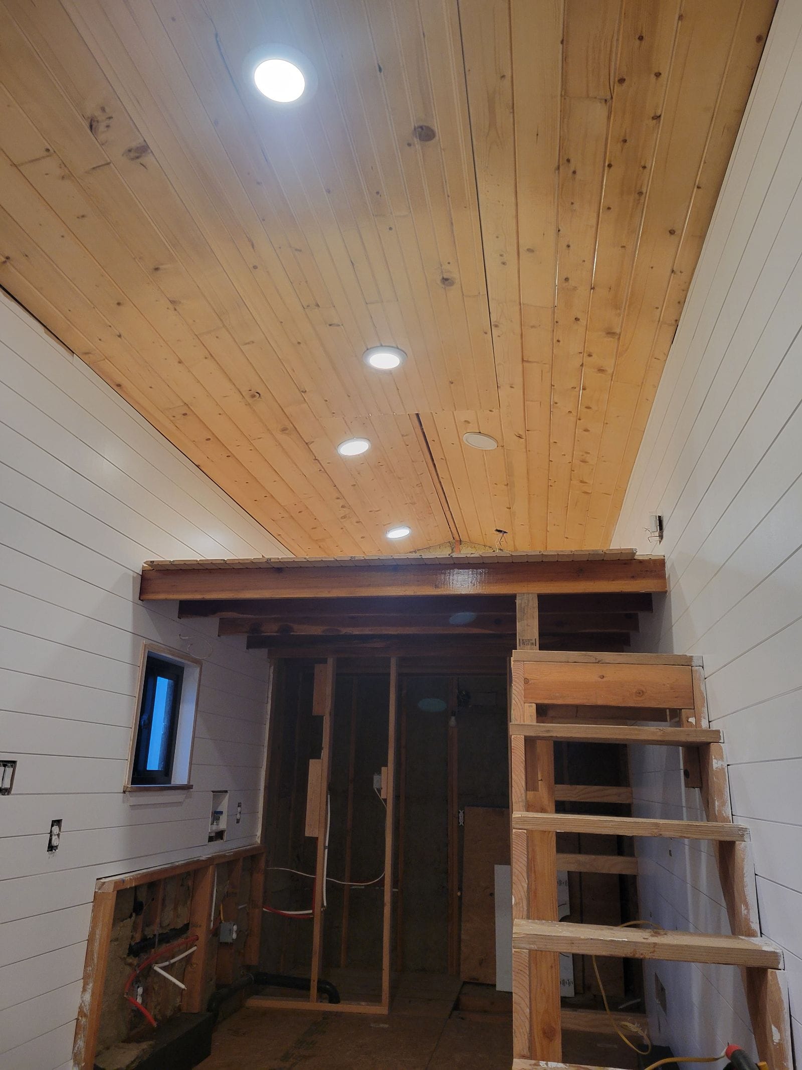 24ft Tiny Home on Wheels - Image 3