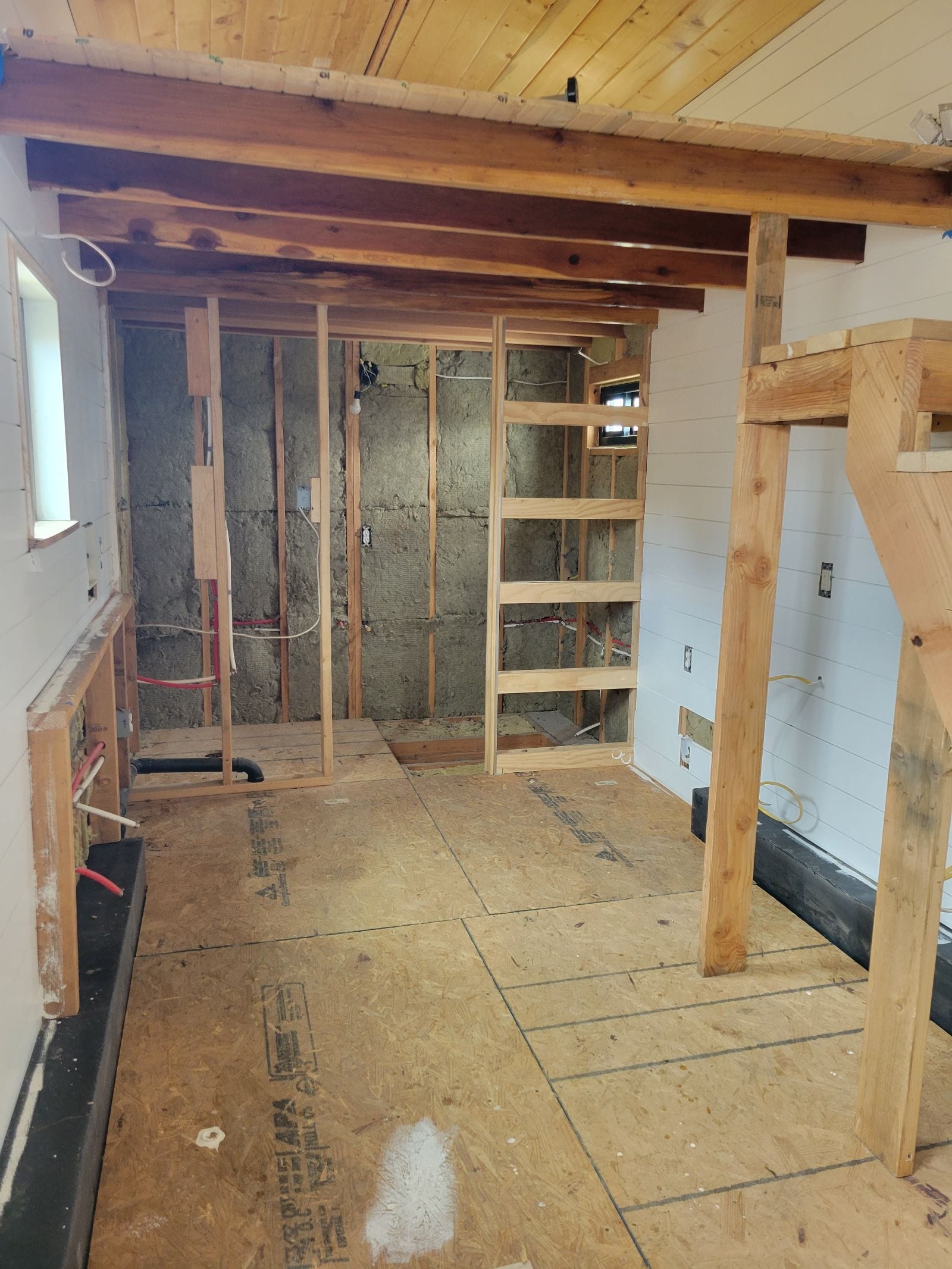 24ft Tiny Home on Wheels - Image 4