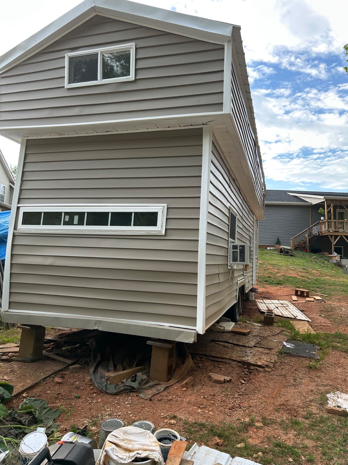Tiny home on wheels - Image 2