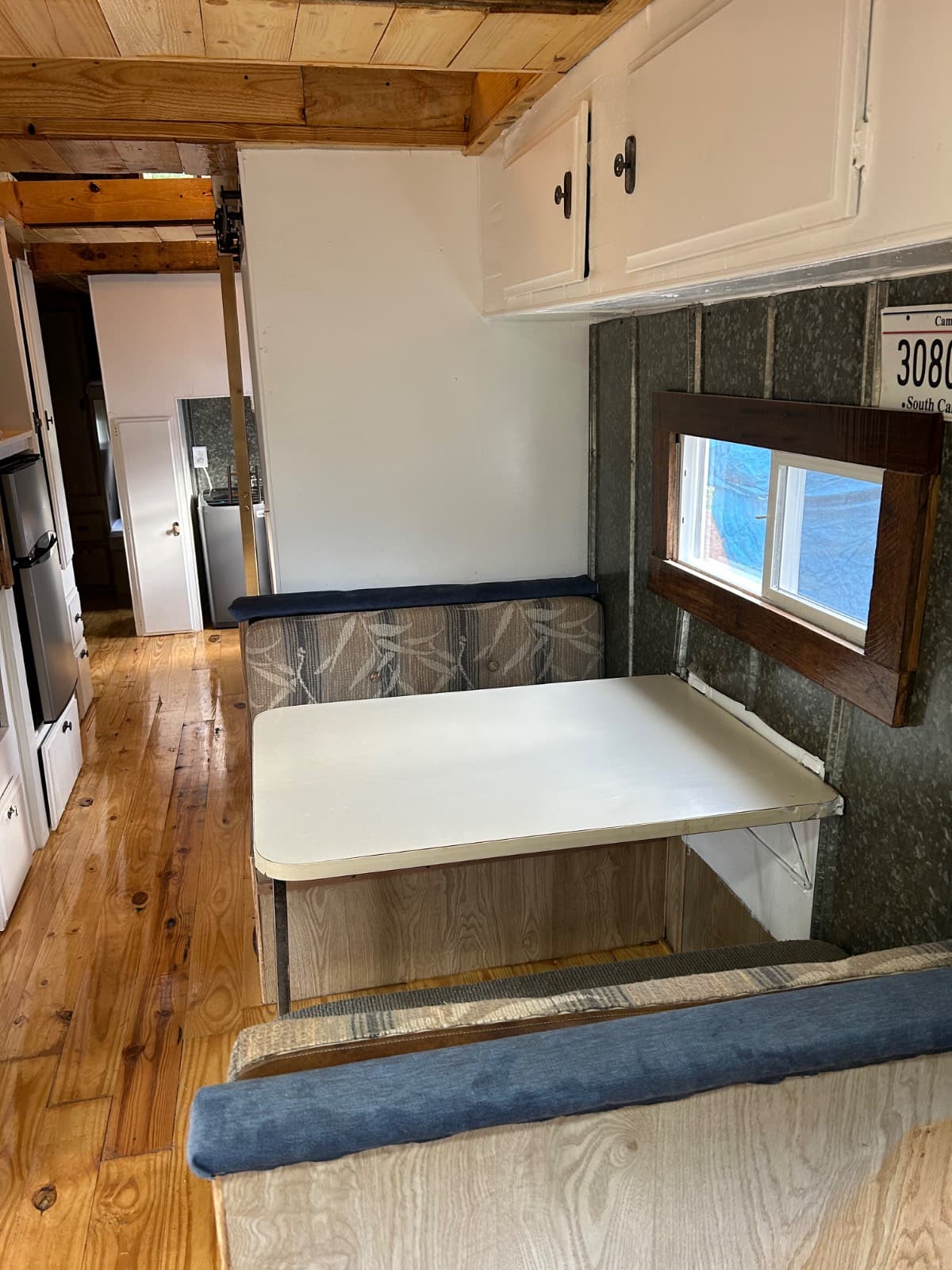 Tiny home on wheels - Image 3