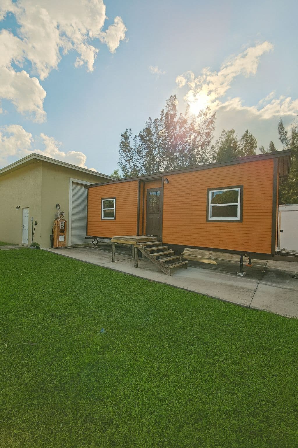 Tiny Home with Main Floor Bedroom FOR SALE Delivery Can Be Included