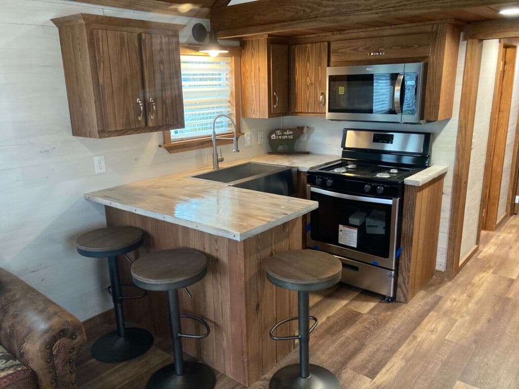 ACC-04 by Alabama Custom Cabins - Image 2