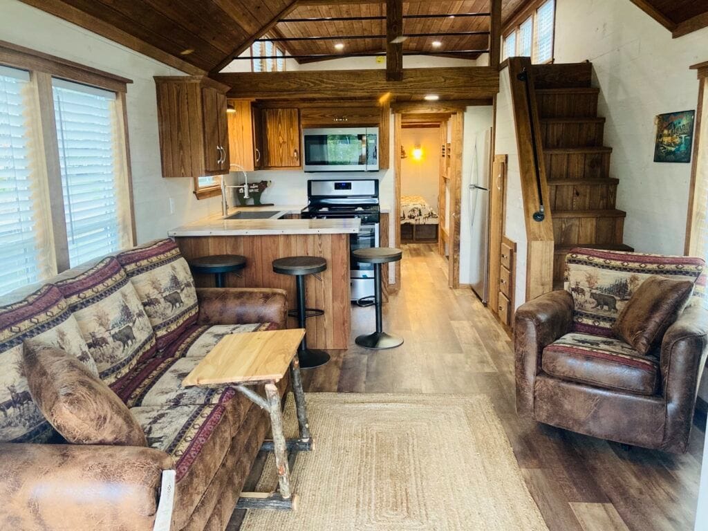 ACC-04 by Alabama Custom Cabins