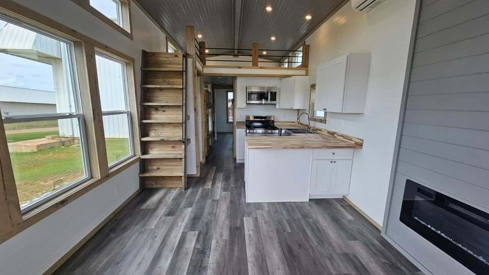 The Lodge by Tiny Home Depot - Image 5