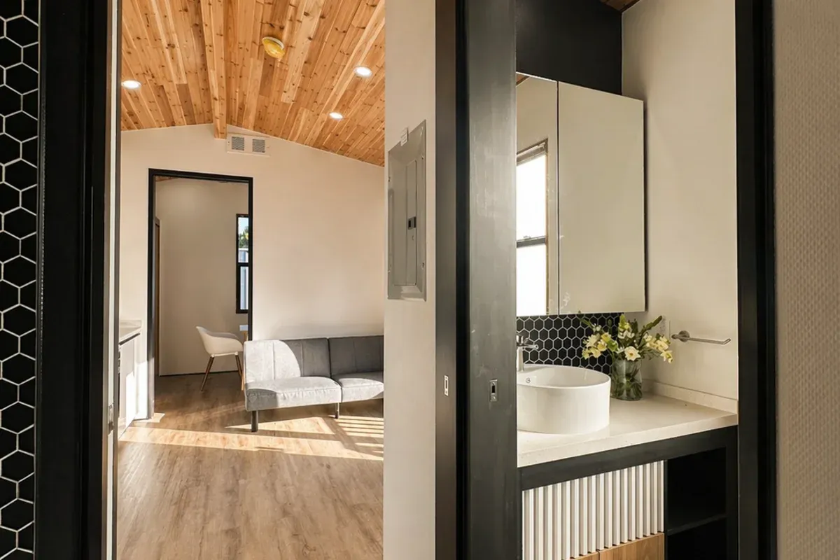 Clever 2 by Clever Tiny Homes - Image 5