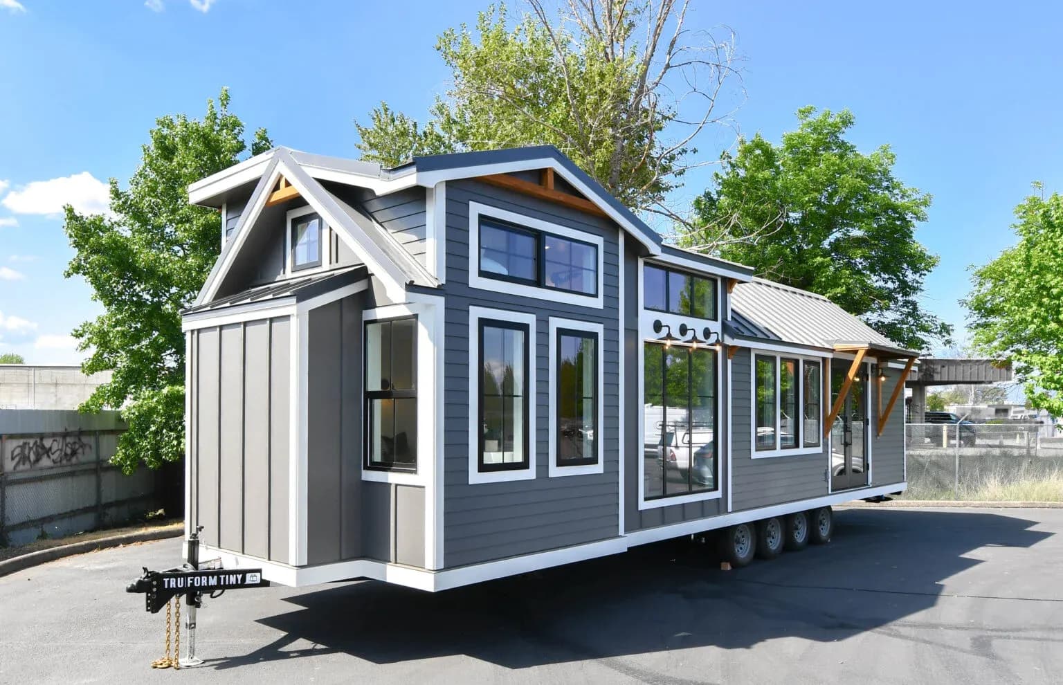 Villa Max by Tru Form Tiny