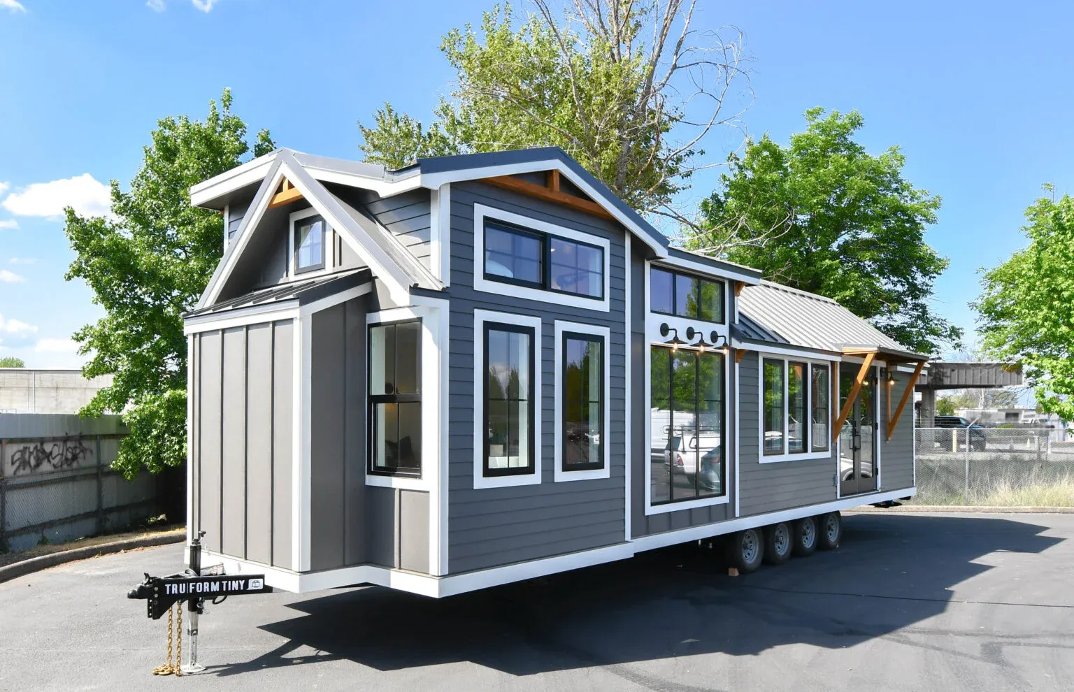 Villa Max by Tru Form Tiny