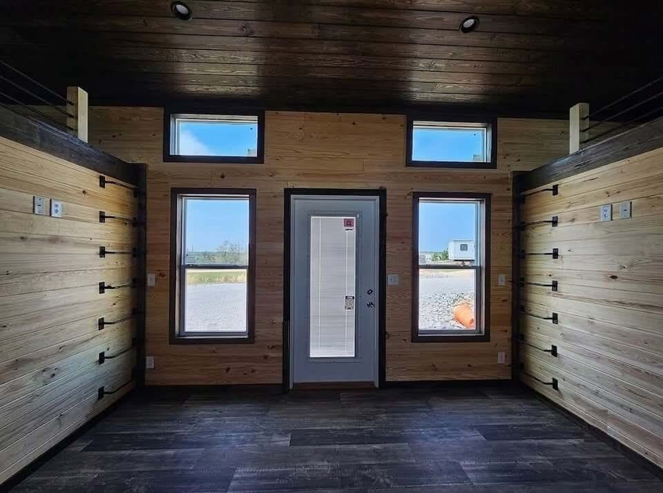 The Hunter by Tiny Home Depot - Image 2