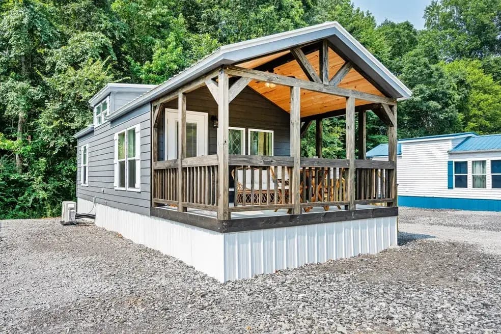 Meadow by Firefly Tiny Homes