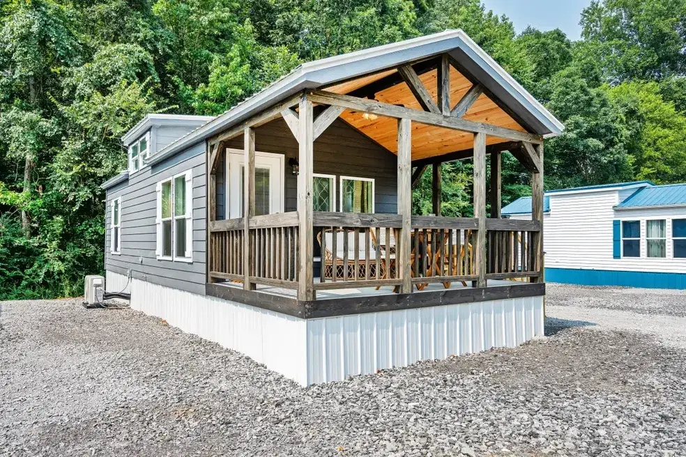 Meadow by Firefly Tiny Homes