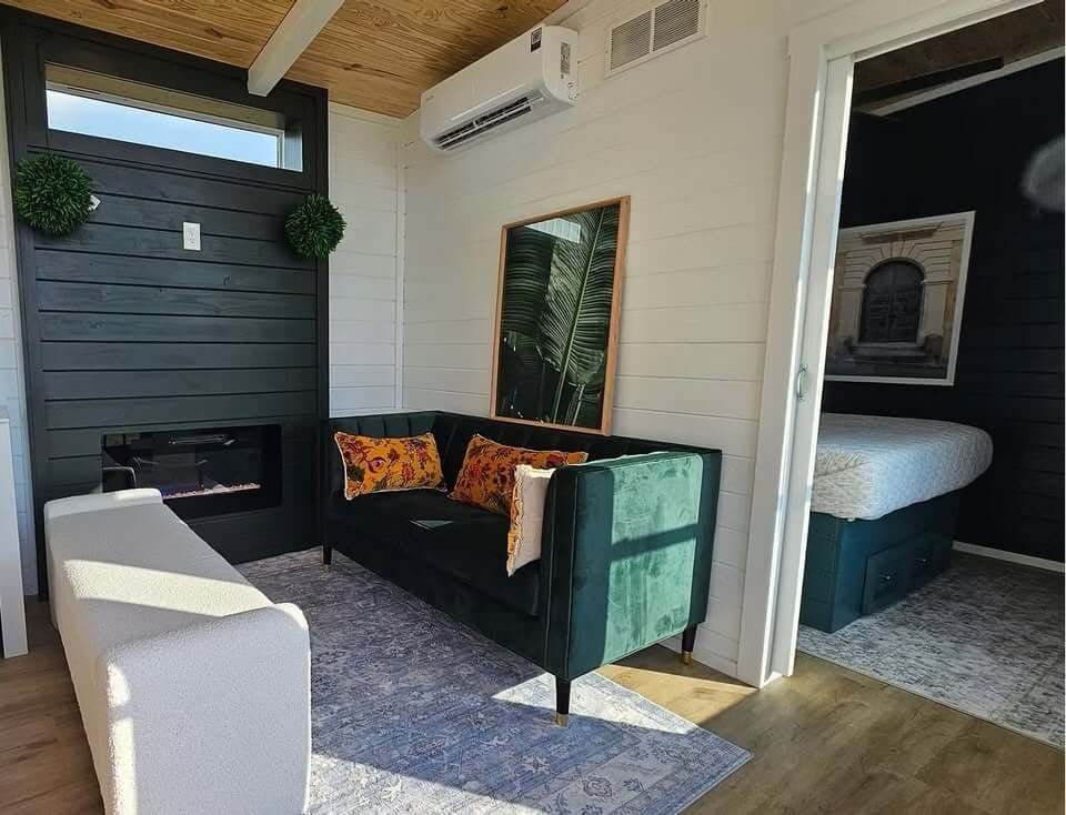 The Lil Miami by Tiny Home Depot - Image 4