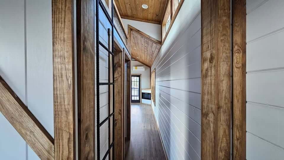 The Lakeside by Tiny Home Depot - Image 5