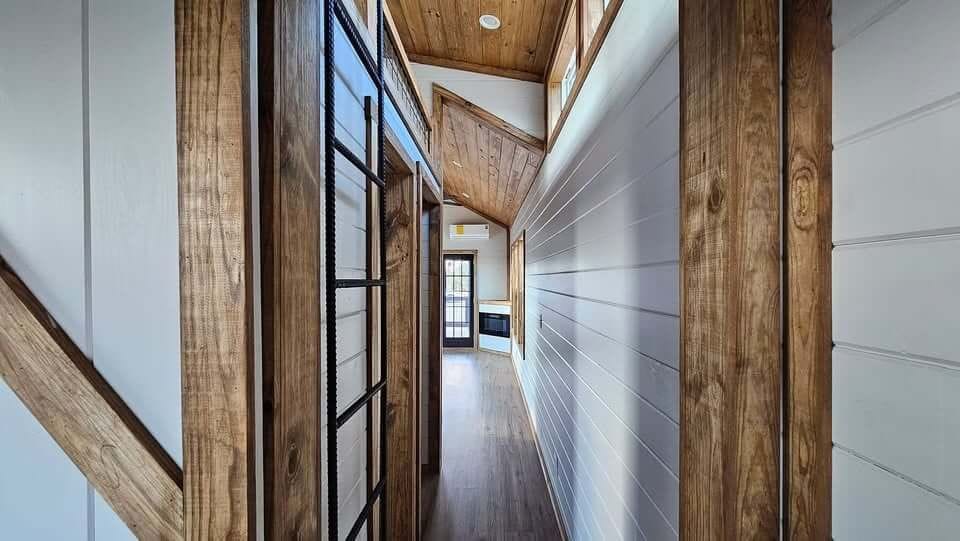 The Lakeside by Tiny Home Depot - Image 5