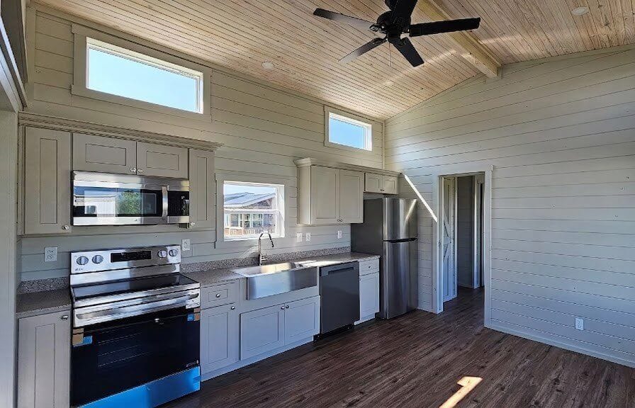 The Burton 2.0 by Tiny Home Depot - Image 5
