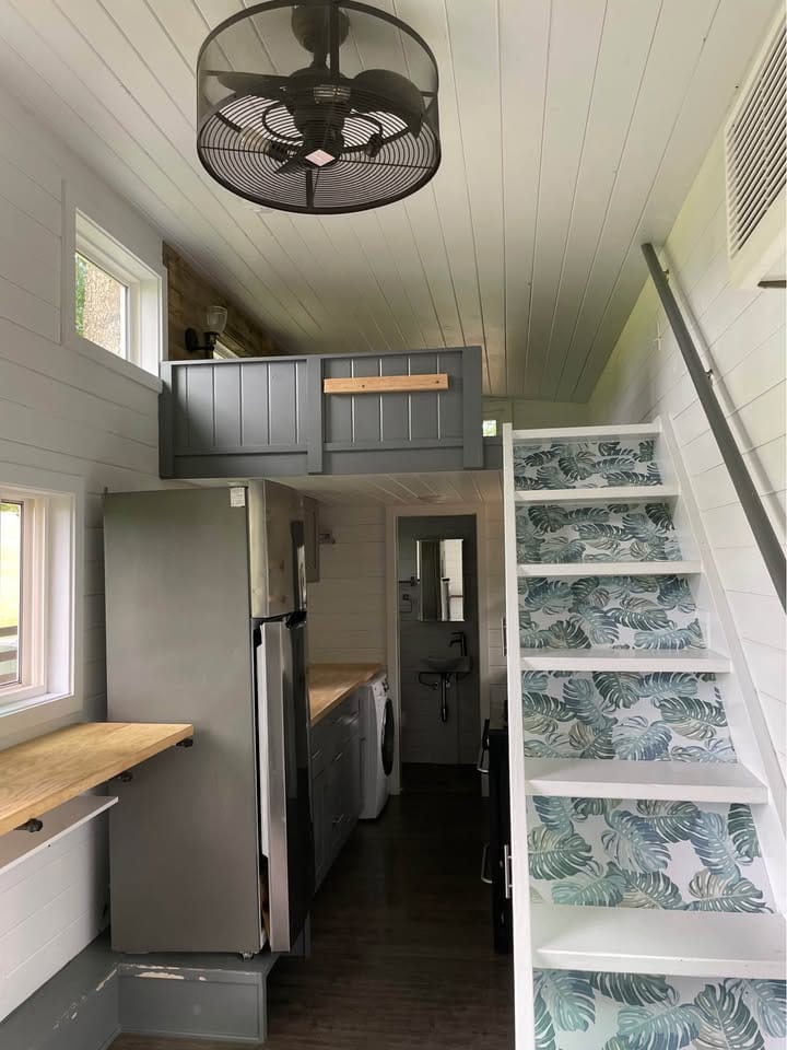 2019 Beckley Hikari Box Tiny House - 24ft - Image 2
