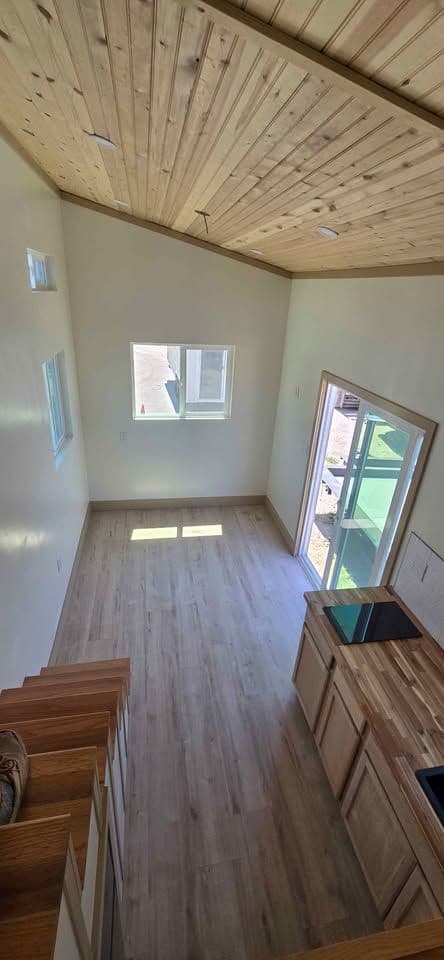 8.5x22 Tiny House on Wheels with Loft, 240 sq ft in Stockton, CA - Image 4