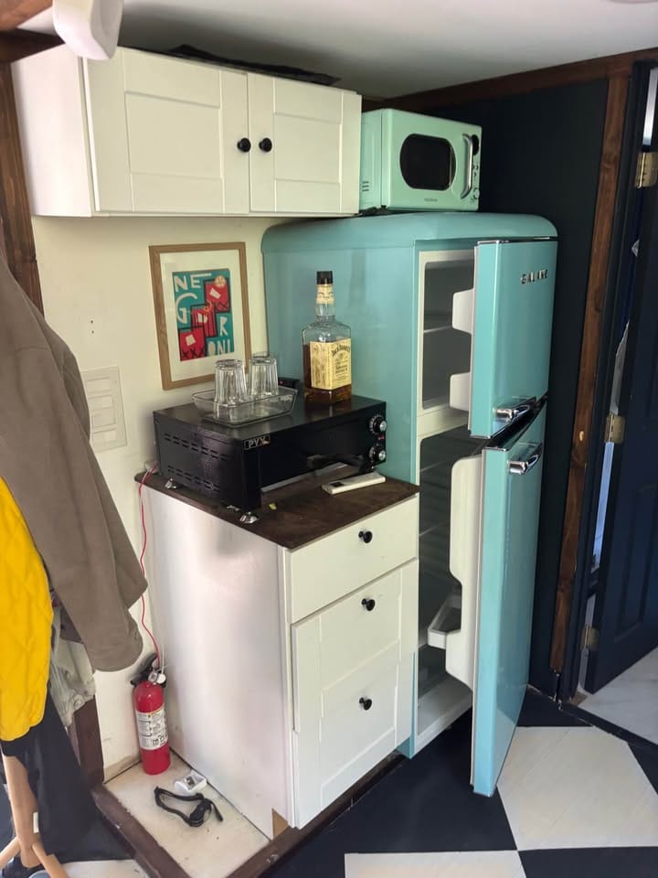 32ft Solar-Powered Tiny House on Wheels - Image 4