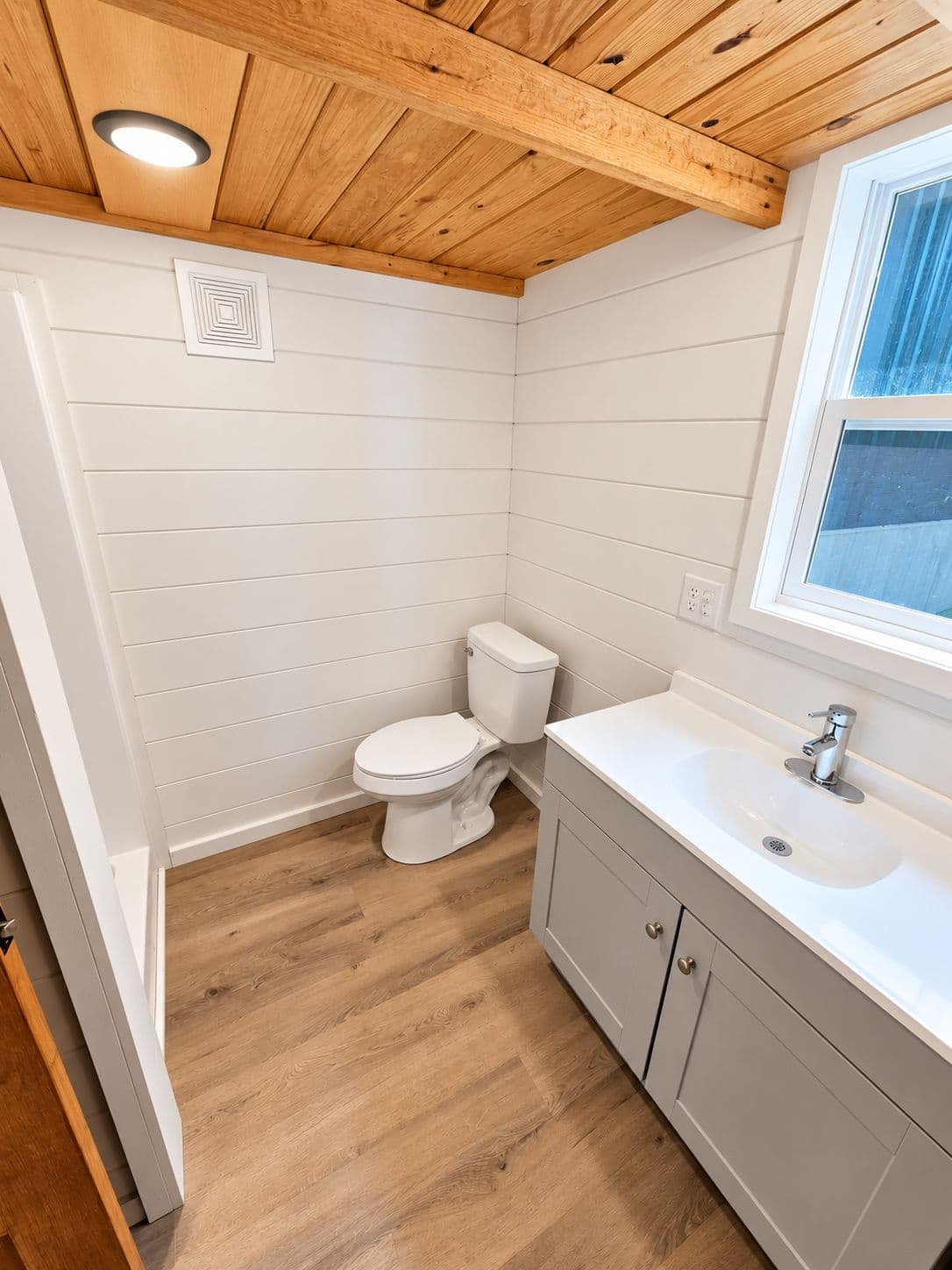 CERTIFIED Tiny Home on Wheels! Custom Luxury Finishes - Image 5